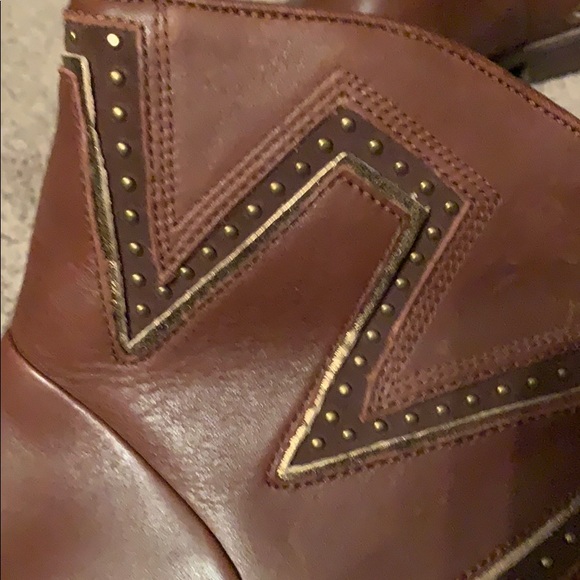 Worn Once! Ugg Sze 9 Booties w Gold stud Detailing - Picture 7 of 8